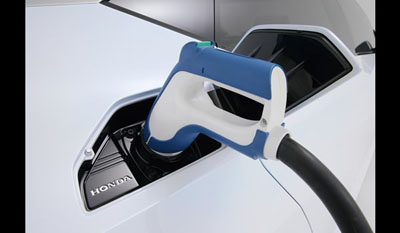 Honda FCV Hydrogen Fuel Cell Concept 2015 4